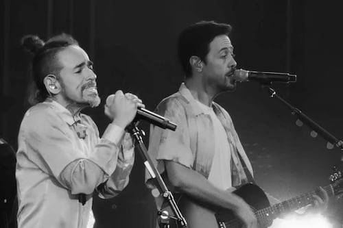 Café Tacvba envía mensaje a presidentes durante show en GDL