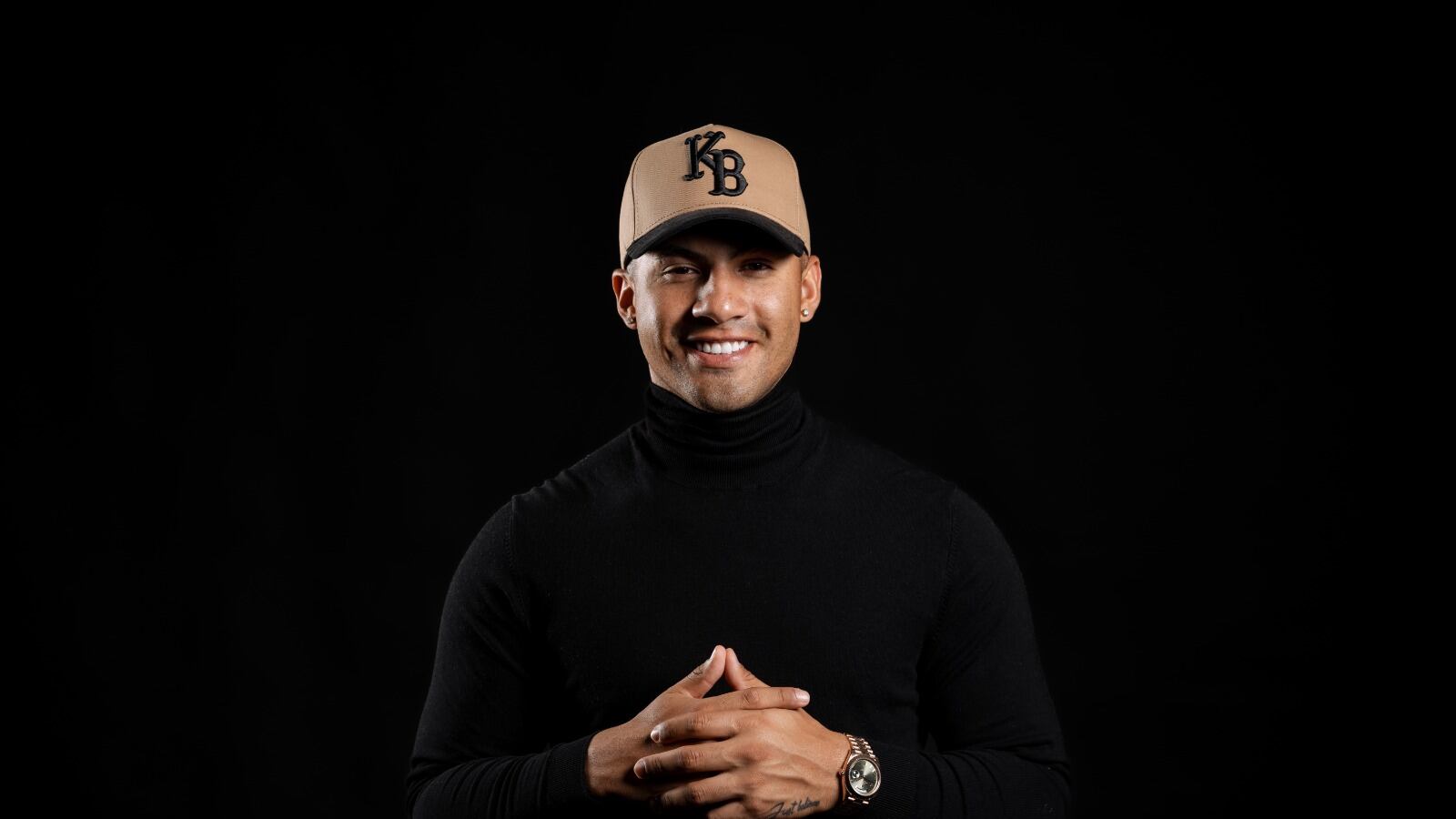 Gleyber Torres eligió los colores de su colección de gorras.