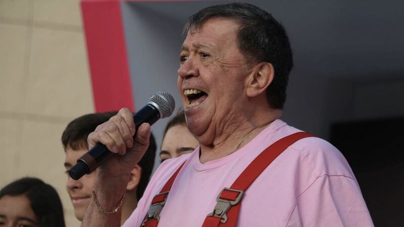 Murió otro idolo latinoamericano, el actor mexicano Chabelo.