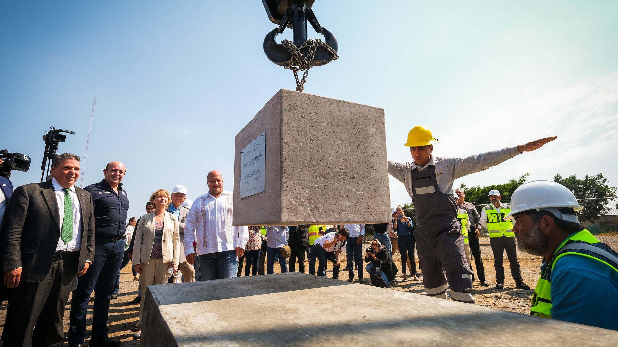 El inmueble se ubicará en la avenida Juan Gil Preciado; otra de las críticas es que se encuentra muy lejos del Centro de Guadalajara.