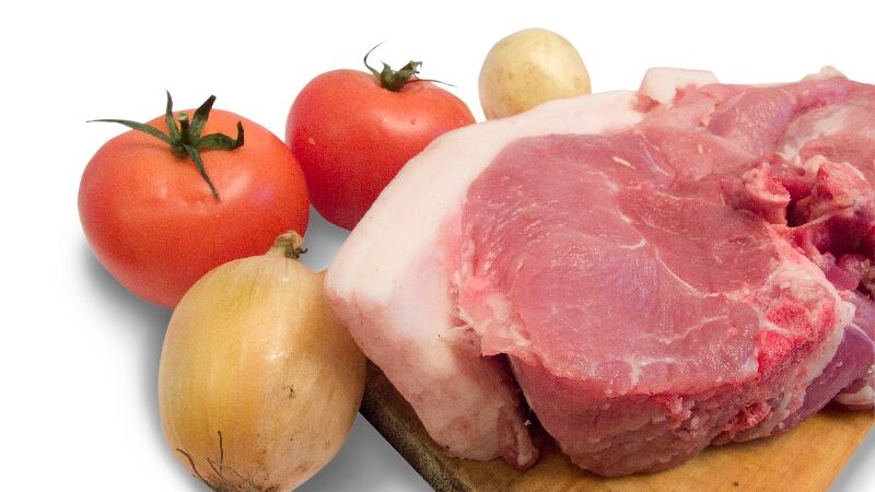 Varios estigmas rodean a la carne de puerco, aunque su entrega nutricional es excelente para la dieta.