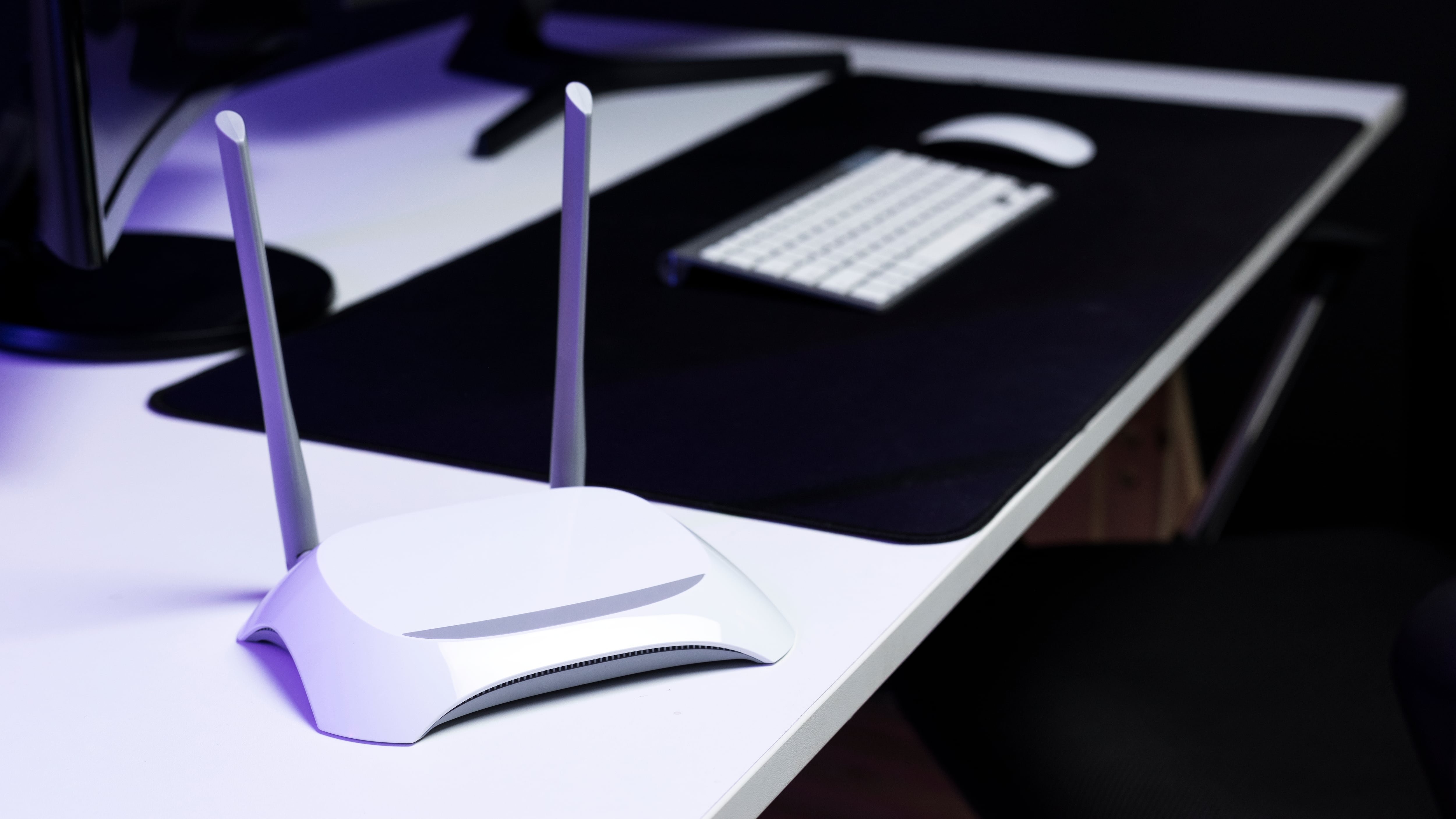 Los routers WiFi comunes podrían identificar y rastrear personas con una precisión casi perfecta, de acuerdo con una investigación realizada en Alemania. Foto: Magnific.
