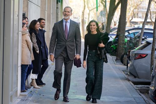 ¿Movimiento estratégico? El rey Felipe VI y Letizia reaparecen sonrientes en medio de rumores de infidelidad