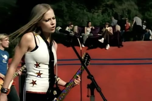Así celebró Avril Lavigne los 20 años del lanzamiento de ‘Complicated’, su más grande éxito