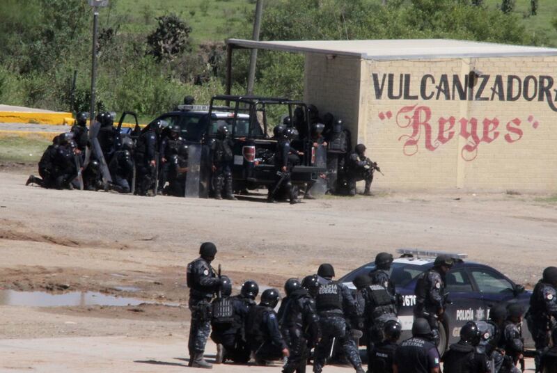 Liberan a policía estatal implicado en la masacre de Nochixtlán