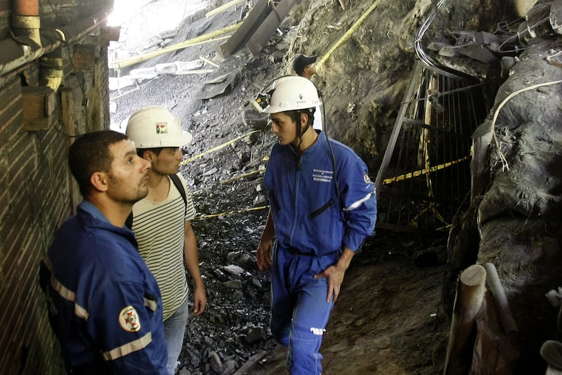 Emergencia en Sutatausa por explosión de minas: hay atrapados a 900 metros bajo tierra