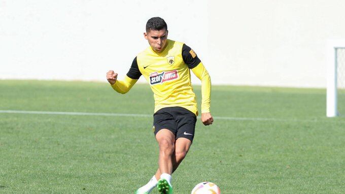 Orbelín Pineda sumó su tercera titularidad en la Liga de Grecia