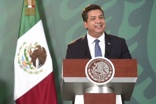 García Cabeza de Vaca deja contienda del Frente Amplio por México; Mancera reclama exclusión