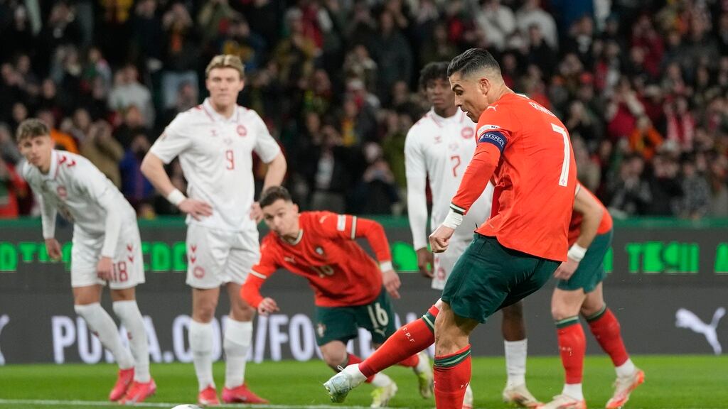 Cristiano Ronaldo falla penal