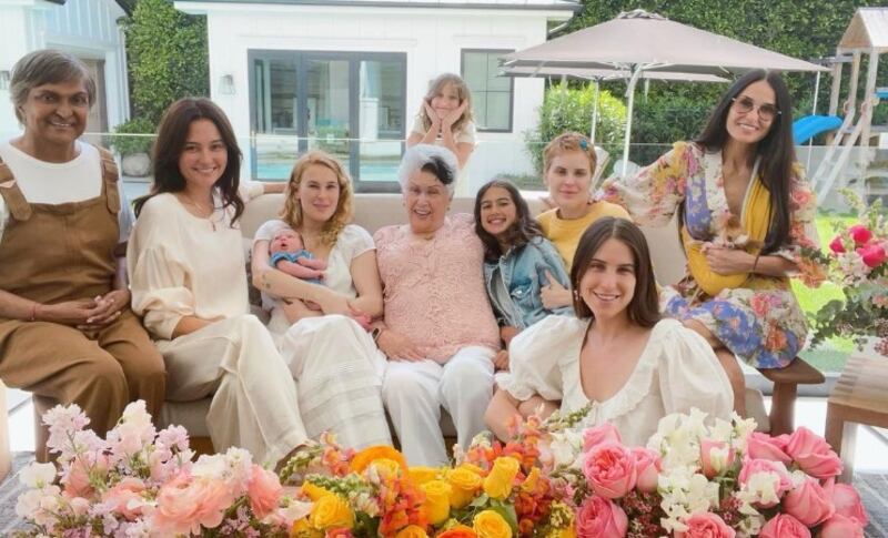 Las mujeres más importantes en la vida de Bruce Willis comparten juntas en familia