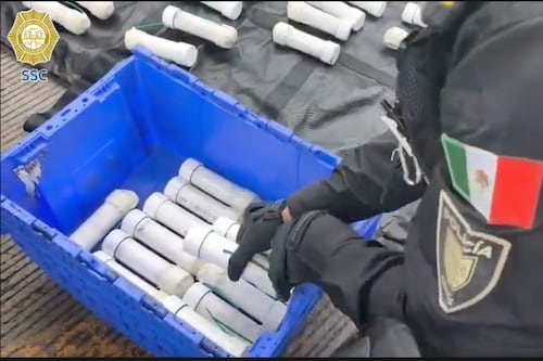 FGR investiga a presunta célula ligada a explosivos decomisados a normalistas rumbo a CDMX