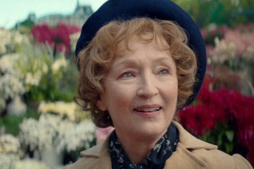 Mrs. Harris Goes To Paris es un viaje a la tierra de los sueños