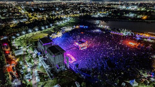 Multiverso Colgate reúne a miles de personas en el Parque Bicentenario