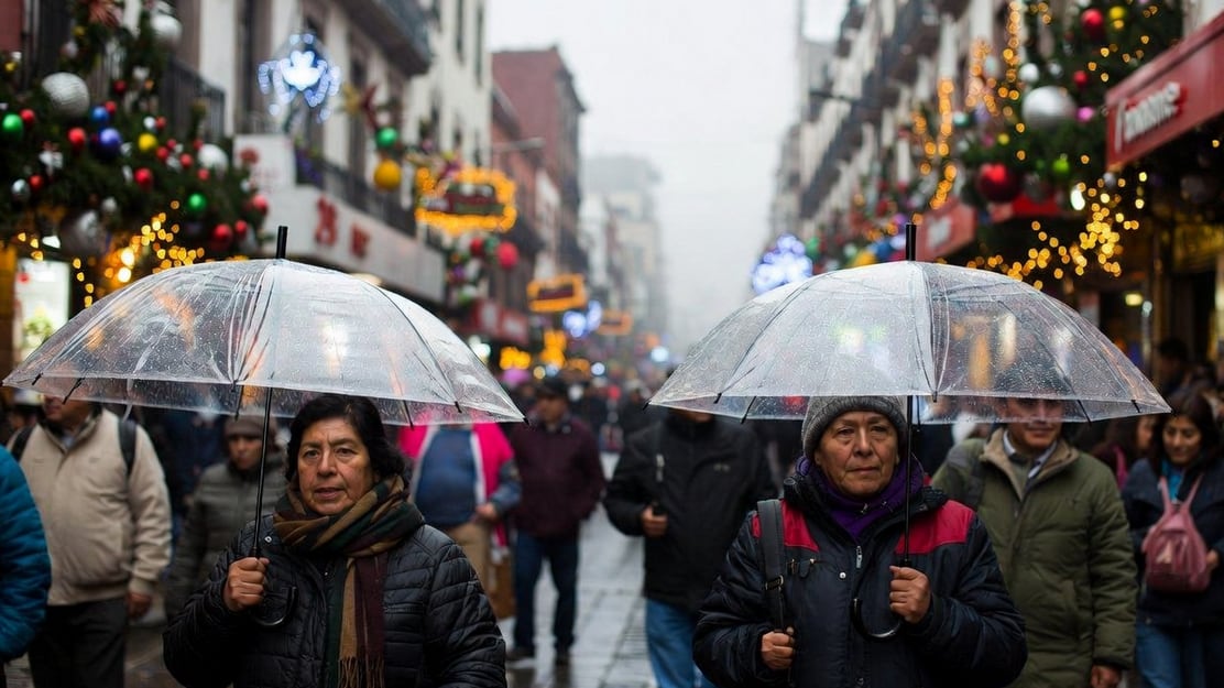 Autoridades capitalinas y el Servicio Meteorológico Nacional alertaron sobre un martes marcado por frío matinal en la CDMX