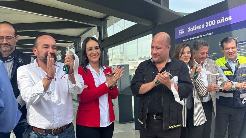 Inaugura gobierno de Jalisco cuatro estaciones de Peribús