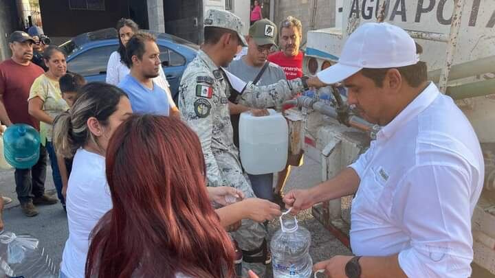 Nava agregó que las pipas están listas igual que el operativo de agua embotellada.