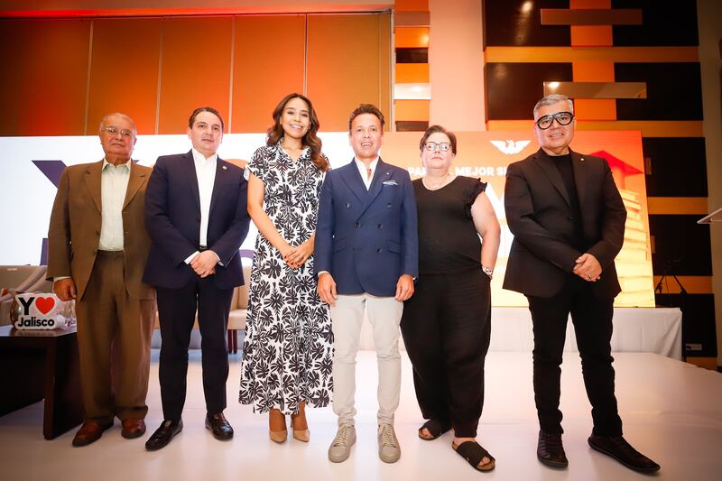 Pablo Lemus promete convertir modelo educativo de Jalisco en ejemplo nacional