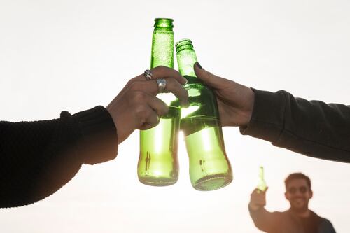 Cada vez más fanáticos del deporte optan por bebidas sin alcohol