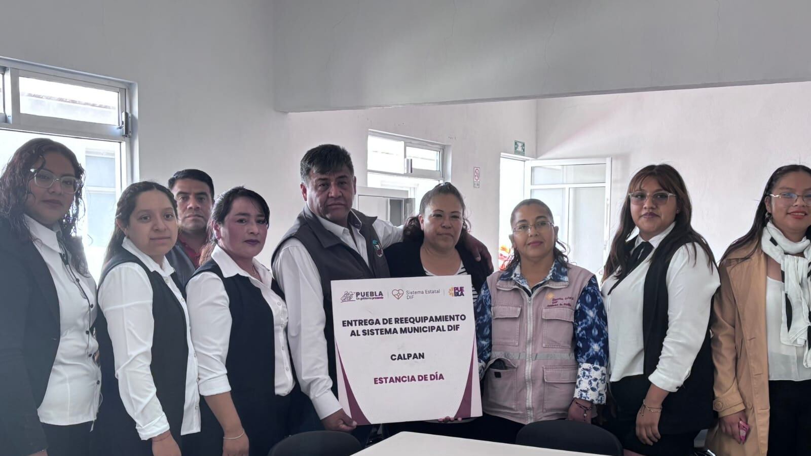 FOTO: @caras_políticas