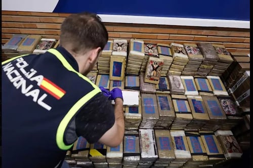 España detiene a 20 integrantes del CJNG y desmantela su presunta “oficina” en Europa