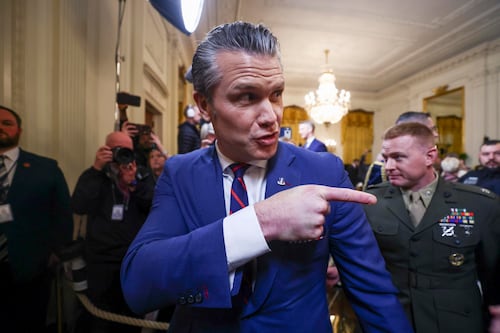 Estados Unidos advierte con reanudar ataques si Irán no acepta acuerdo