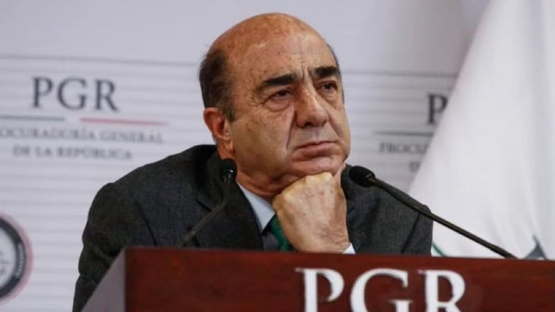 Murillo Karam, exgobernador de Hidalgo, es hospitalizado tras sufrir derrame cerebral