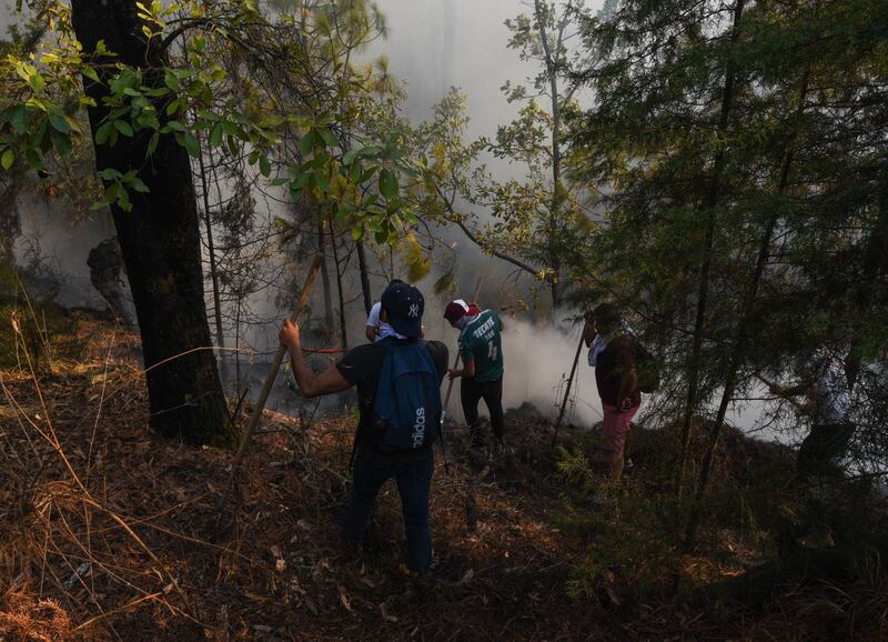 Continúan labores contra incendios forestales en Valle de Bravo