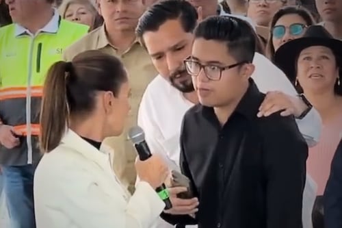 Padre irrumpe en acto de Sheinbaum: denuncia encubrimiento por abuso de menor en Hidalgo