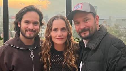 Larisa Mendizábal y Rodrigo Cachero junto a su hijo / Foto: Instagram @rocachero