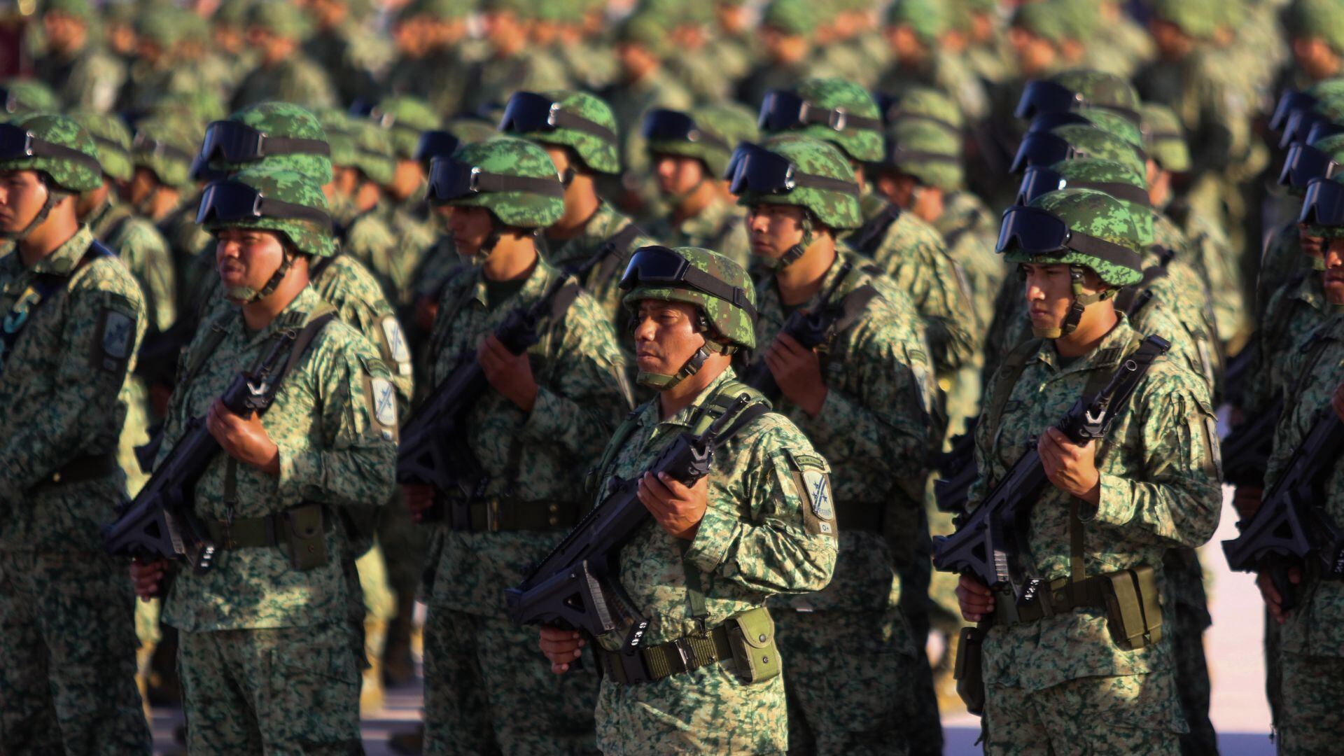 Ejército AMLO agradece a militares por construcción de obras