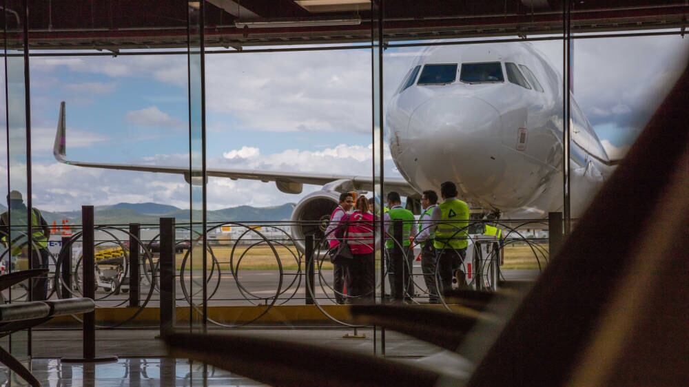 Con dos vuelos diarios, la nueva ruta aérea León-Monterrey busca fortalecer la conectividad regional y atraer más turismo y negocios a Guanajuato.