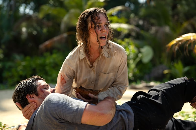 Sam Raimi y Zainab Azizi llegan a México para la presentación de ‘Ayuda’