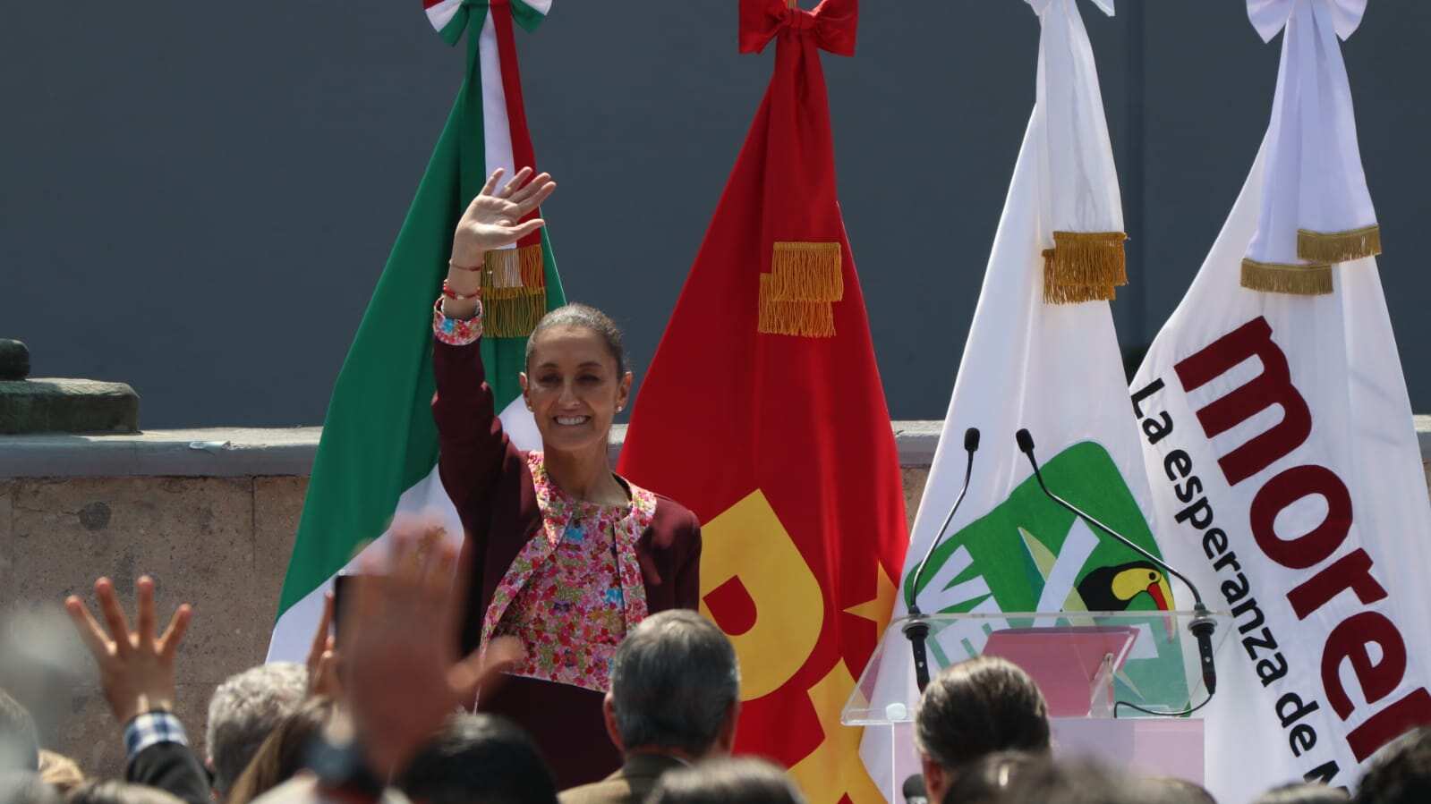 Claudia se registra ante el INE: enlista 15 propuestas de gobierno