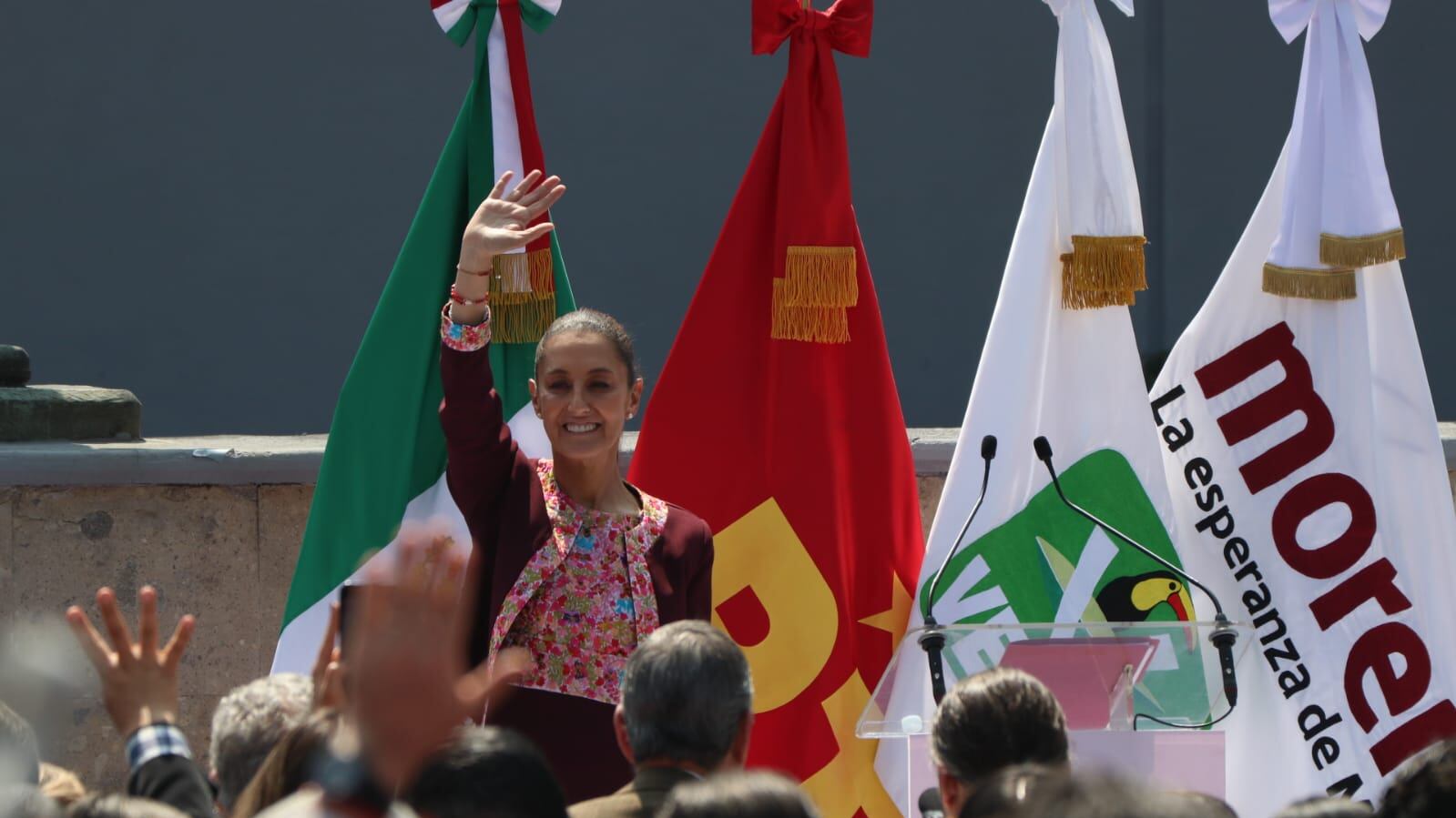 Claudia se registra ante el INE: enlista 15 propuestas de gobierno