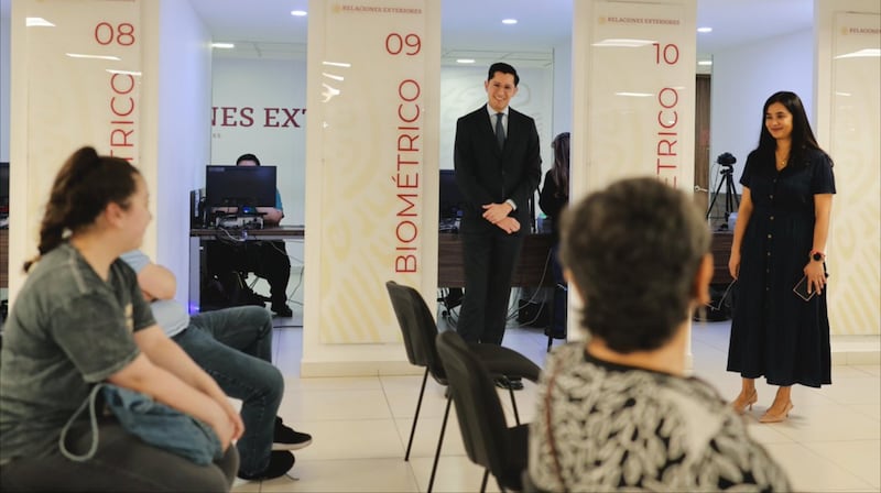 Cancillería prepara cambios para agilizar la expedición de pasaportes