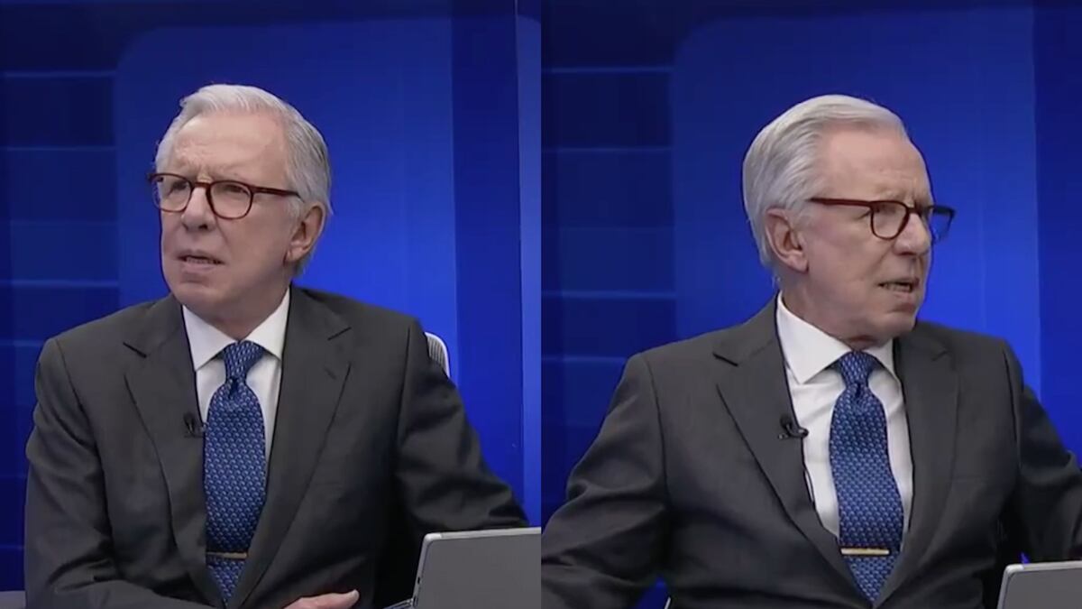 El periodista se negó a cortar su noticiero. (Especial)