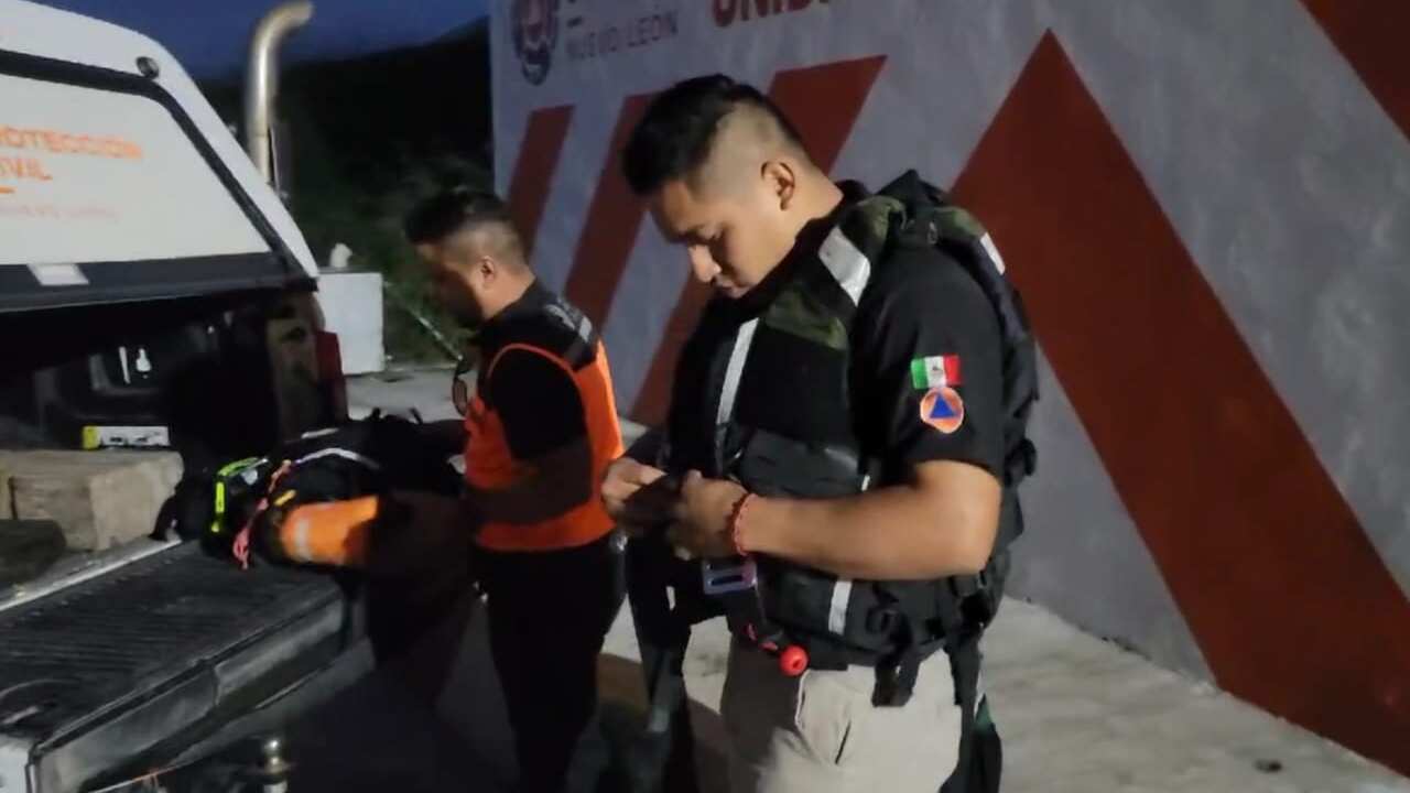 La búsqueda de la mujer se reinició temprano este jueves.