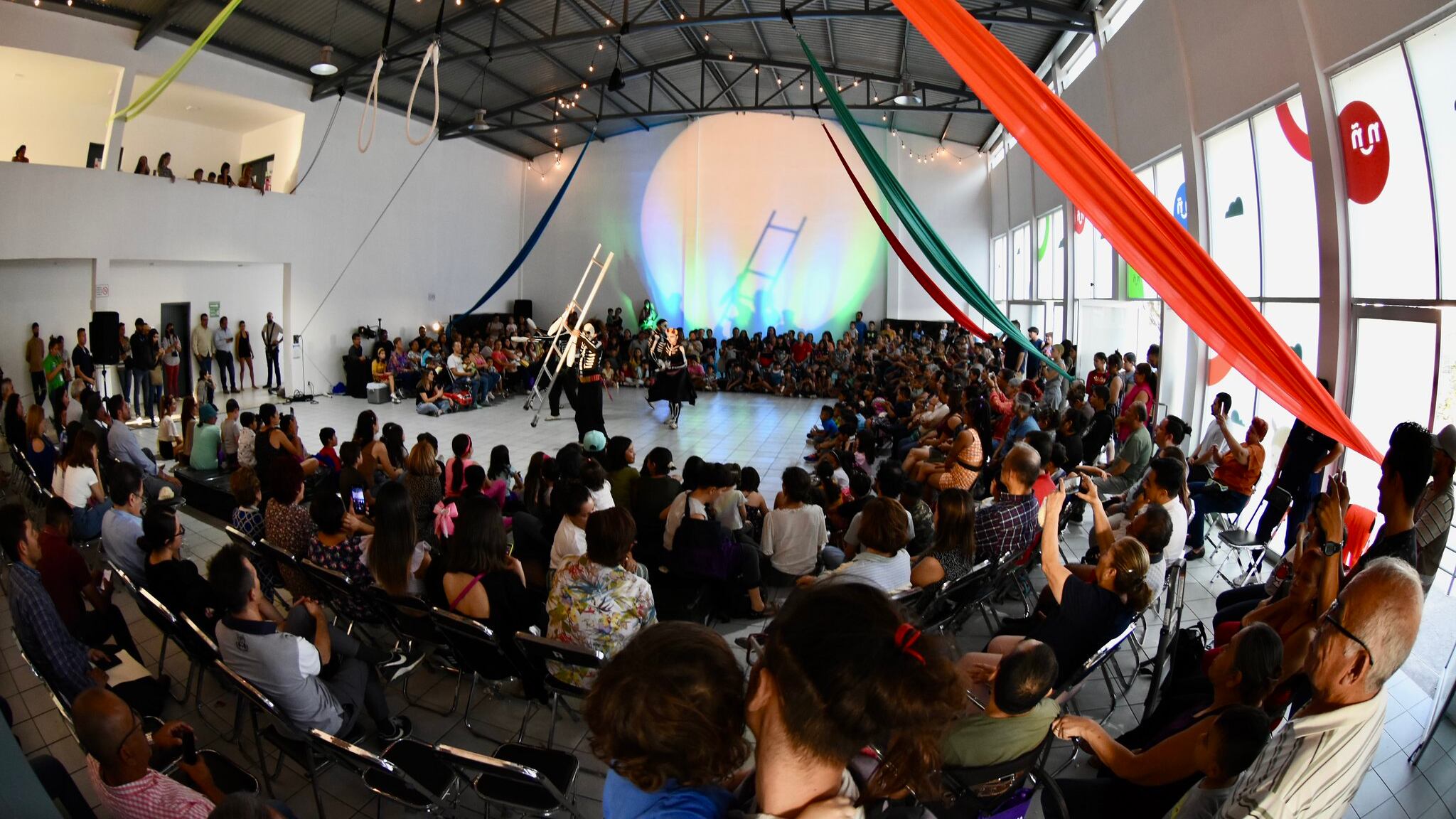 El objetivo de este centro es alejar a niños y adolescentes de la delincuencia y los vicios.