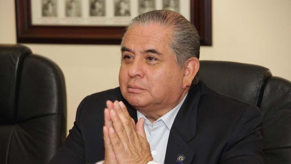 Se suma al gobierno en Puebla de Sergio Céspedes Peregrina.