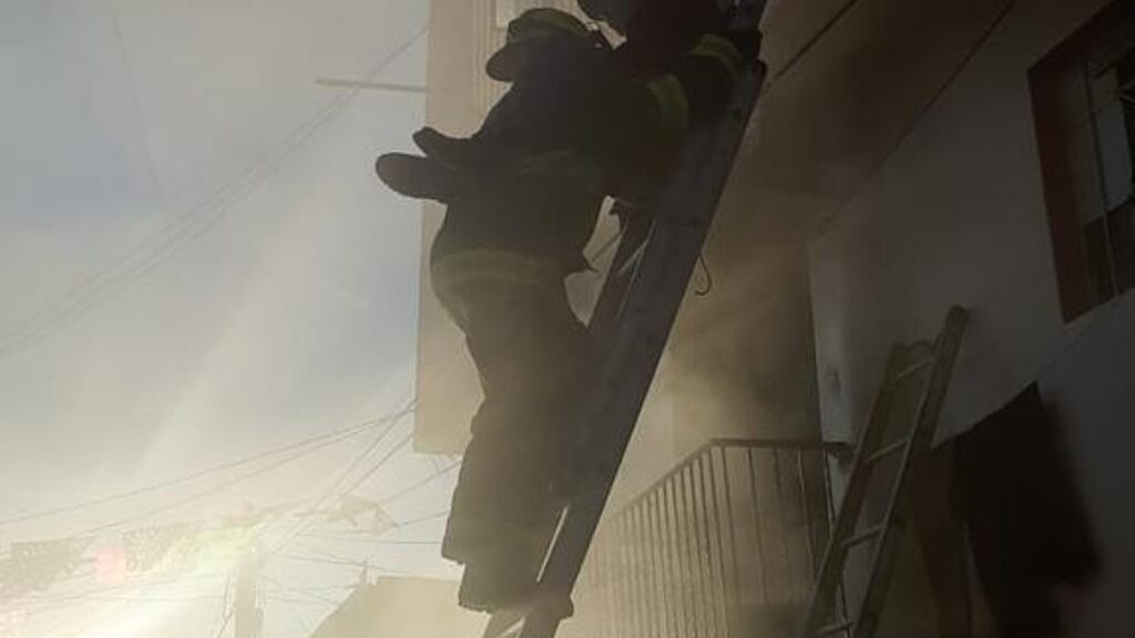 El incendio fue en el cruce de Benigno López y Gregorio Aldana en la colonia Echeverría.