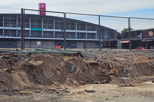 Obras en el Auditorio Benito Juárez despiertan dudas a meses de las Fiestas de Octubre