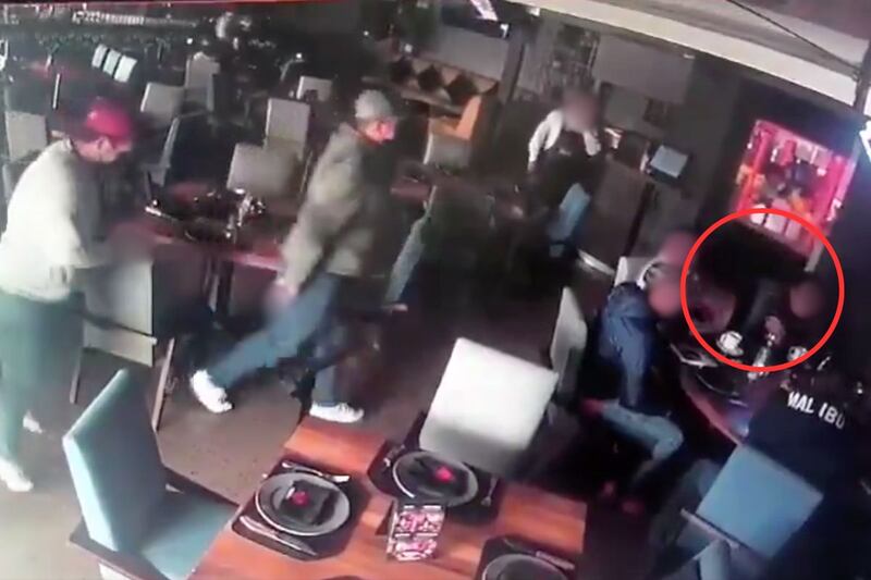 Asesinan a empresario mientras comía en lujoso restaurante en Aguascalientes