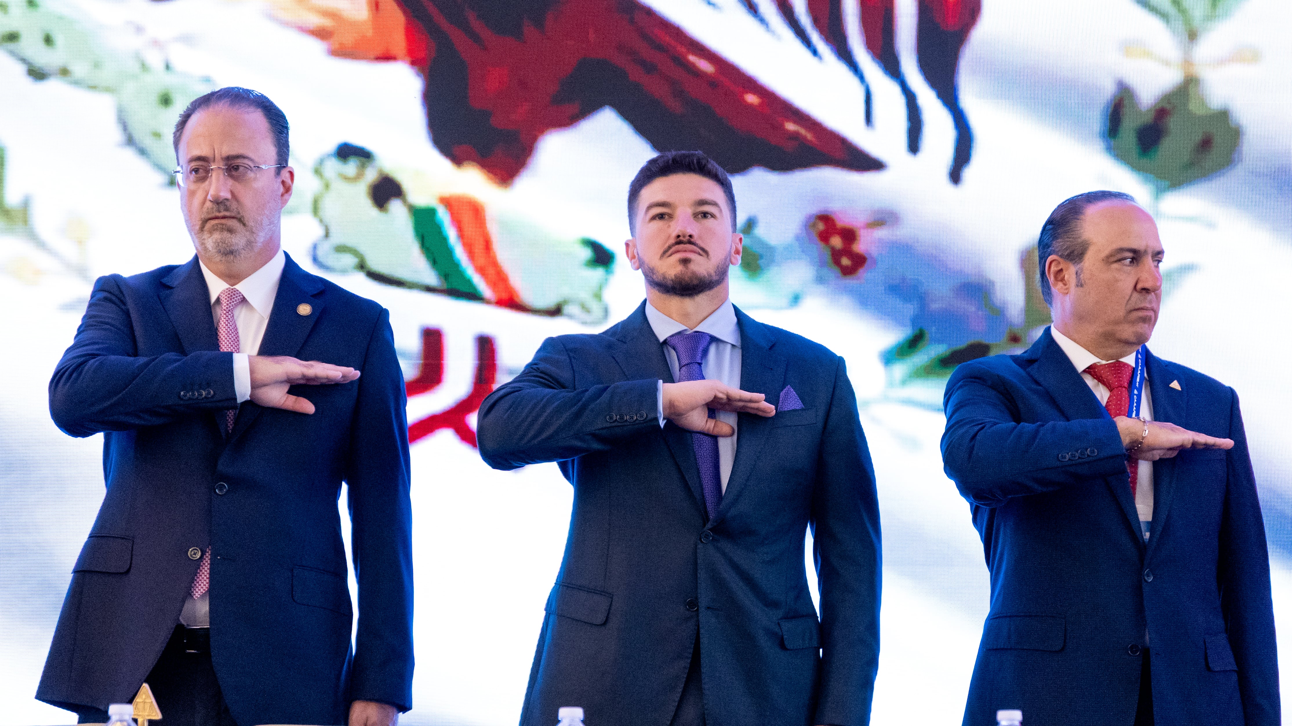 El mandatario estatal atribuyó este éxito a la reactivación de proyectos de infraestructura que permanecieron estancados por décadas.