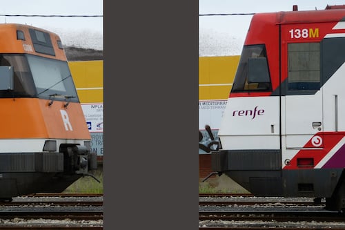 Otra tragedia en España: tren descarrila en Barcelona y deja al menos 15 heridos