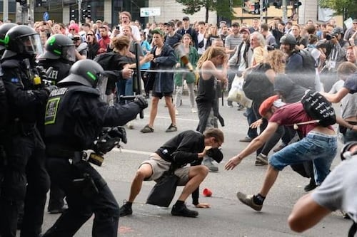 Autoridades alemanas condenan violencia en Hamburgo durante la Cumbre del G20