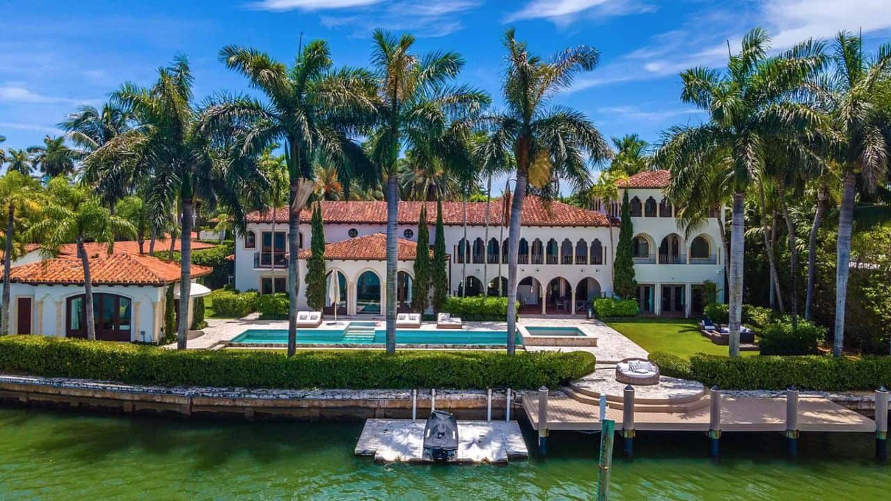 La conductora puso a la venta su su lujosa mansión en Florida