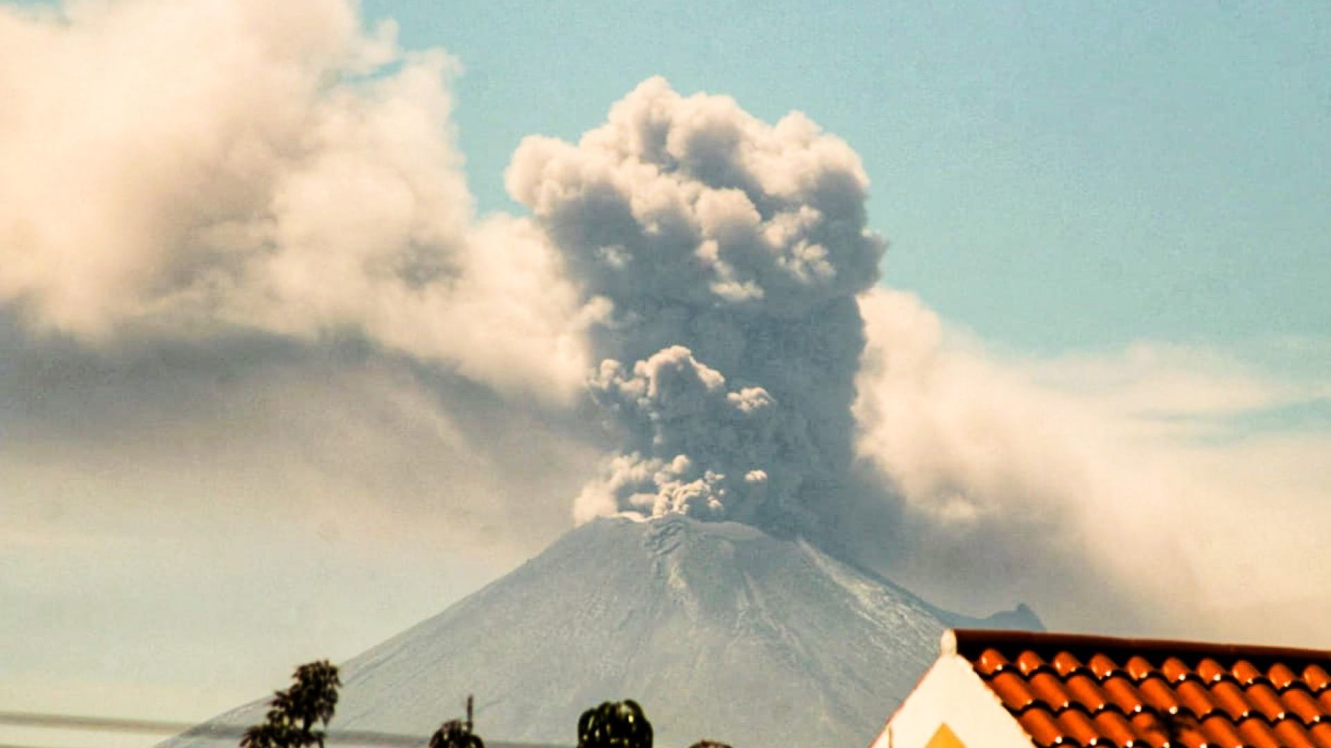 Actividad del volcán Popocatépetl no representa riesgo para la población