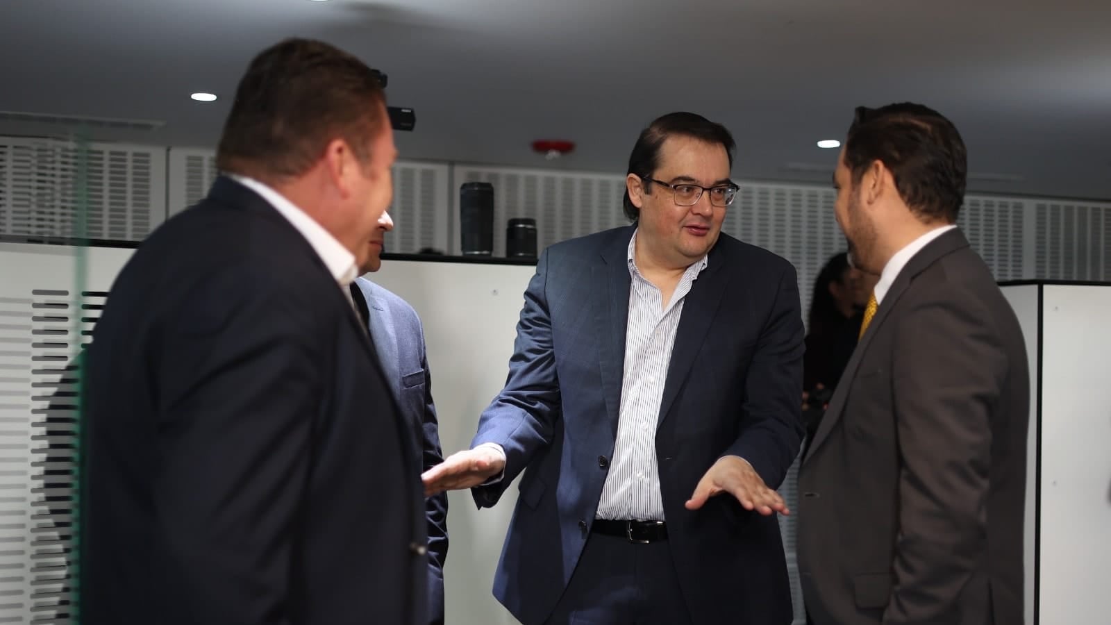 Buscan impedir que políticos sean jueces en Querétaro