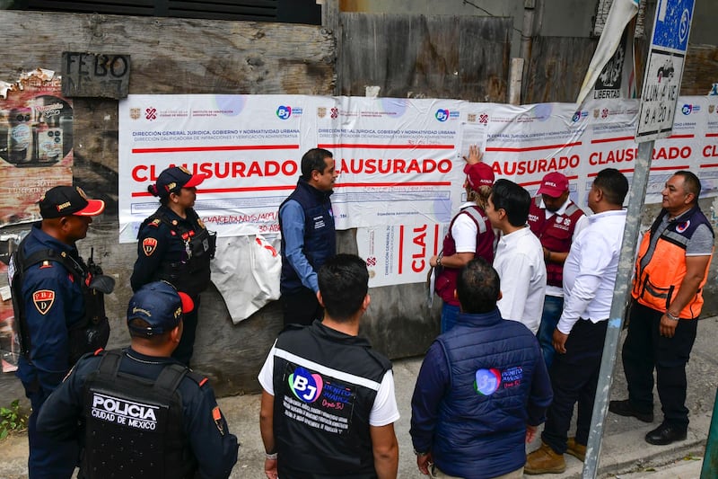 Por segunda ocasión la alcaldía Benito Juárez e INVEA clausuran obra irregular en Febo 17