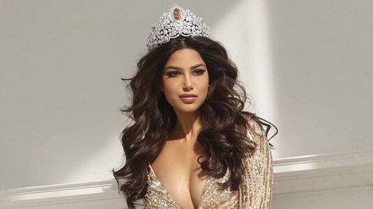 Instargram @SandhuHarnaaz_03